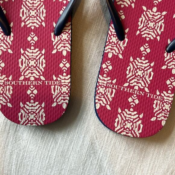 Southern Tide Flip Flops Sandals Beach Pool Summer Print Logo Detail - Picture 3 of 6